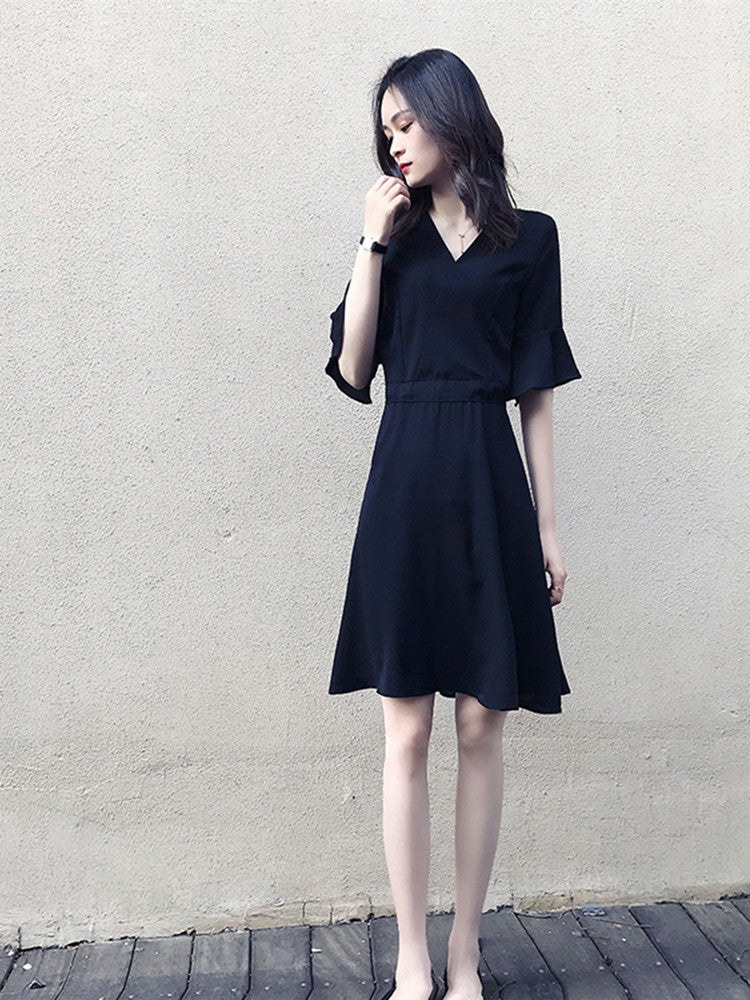 Hepburn Platycodon Skirt Spring And Summer New Black Slim V-neck Temperament Waist Down French Dress