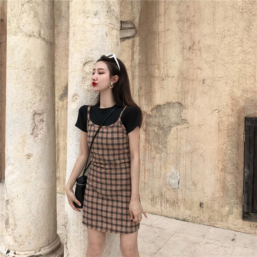 Hong Kong Flavor Checked Sling Skirt