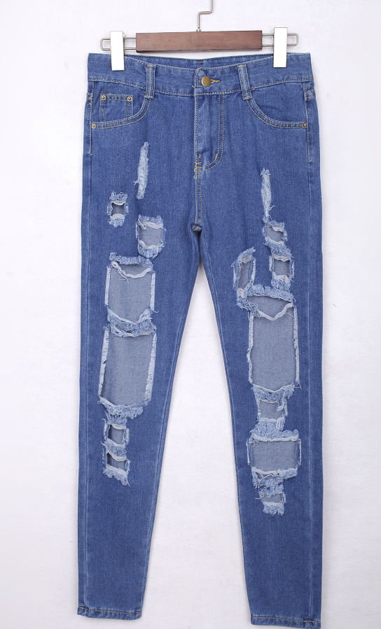 Trendy hole straight jeans