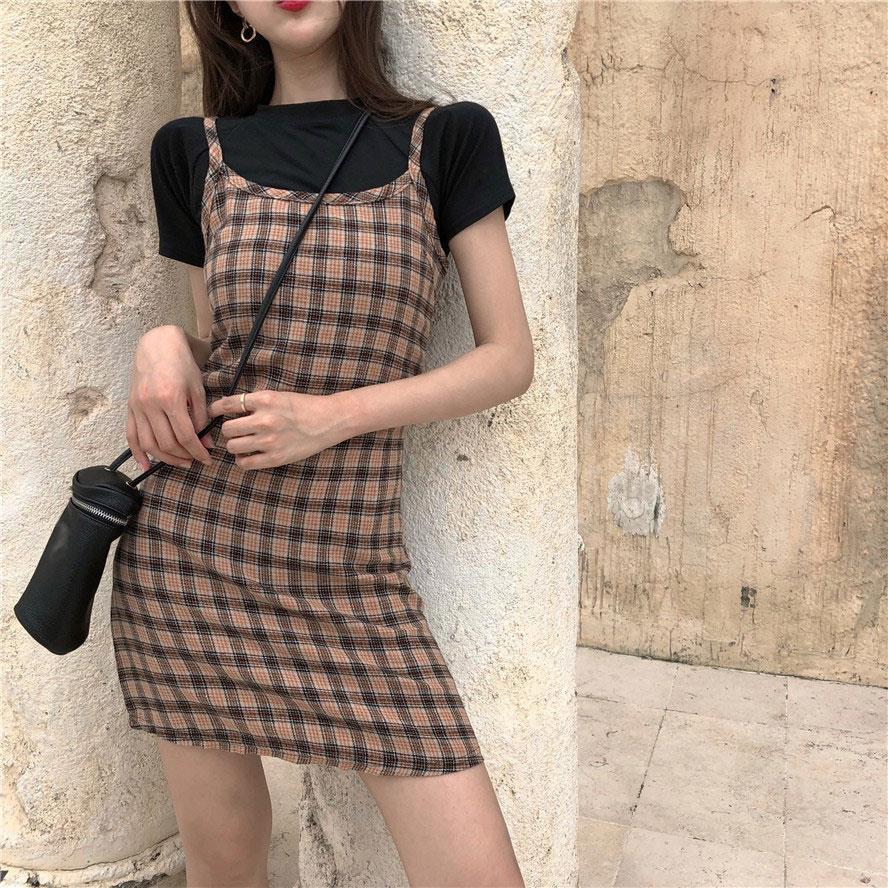 Hong Kong Flavor Checked Sling Skirt