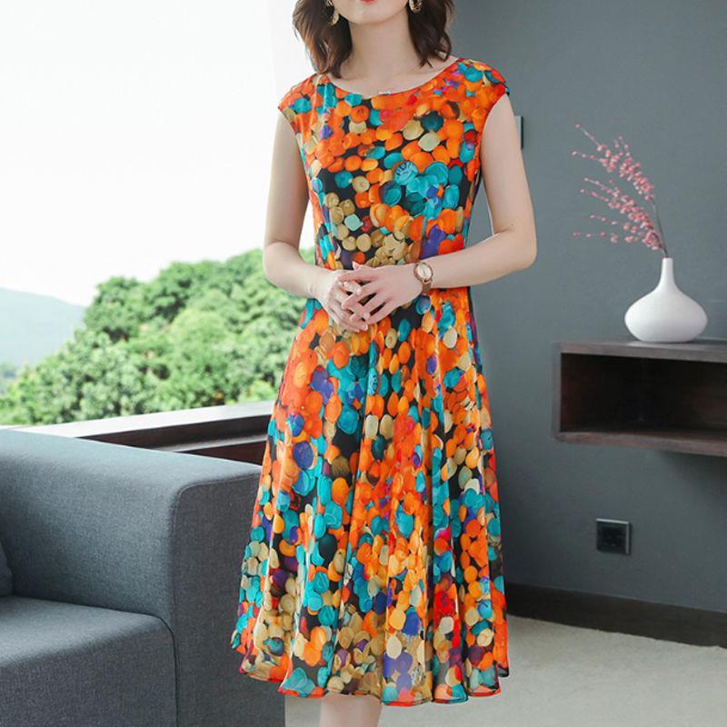 Printed Sleeveless Crewneck Slim Fit Swing Dress