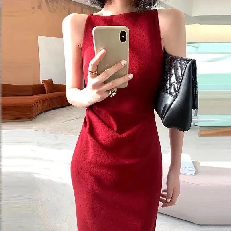 Women's Fashion Solid Color One Shoulder Sling Dress