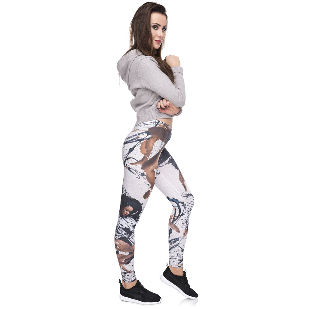 Ink figure printed cropped trousers