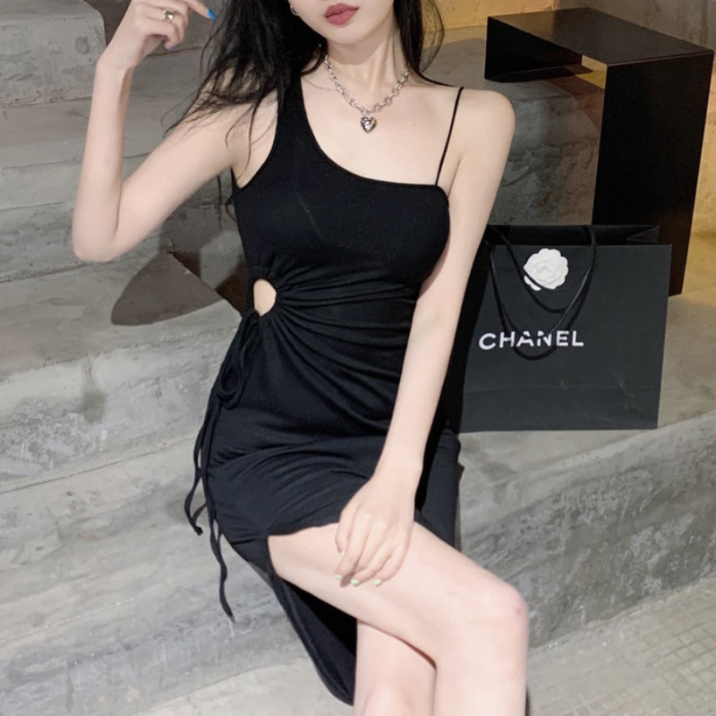 Fashionable Diagonal Shoulder Strap Dress For Women